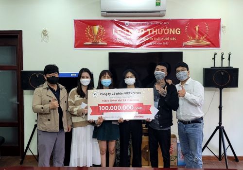Vietko Bio trao thưởng cho tập thể có thành tích xuất sắc trong tháng 3 !!