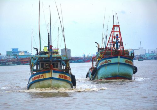 Siết chặt quản lý, kiểm soát tàu khai thác thủy sản
