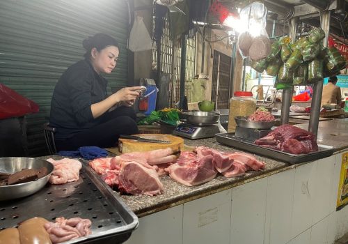 Dự báo cung – cầu thịt heo Tết Nguyên đán 2024