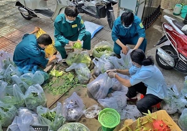 dong-goi-tui-nong-san