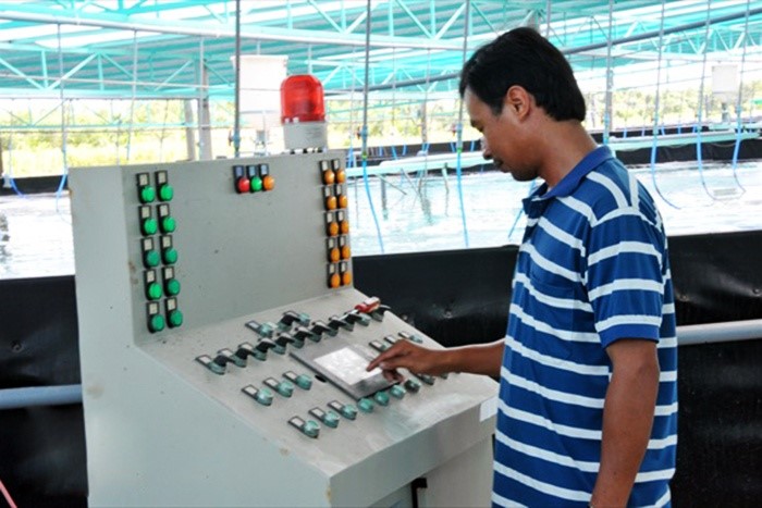 tu-dong-hoa-trong-nuoi-tom